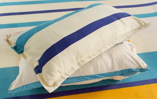 Nithira Fitted Double Bed Bedsheet with 2 Pillow Covers
