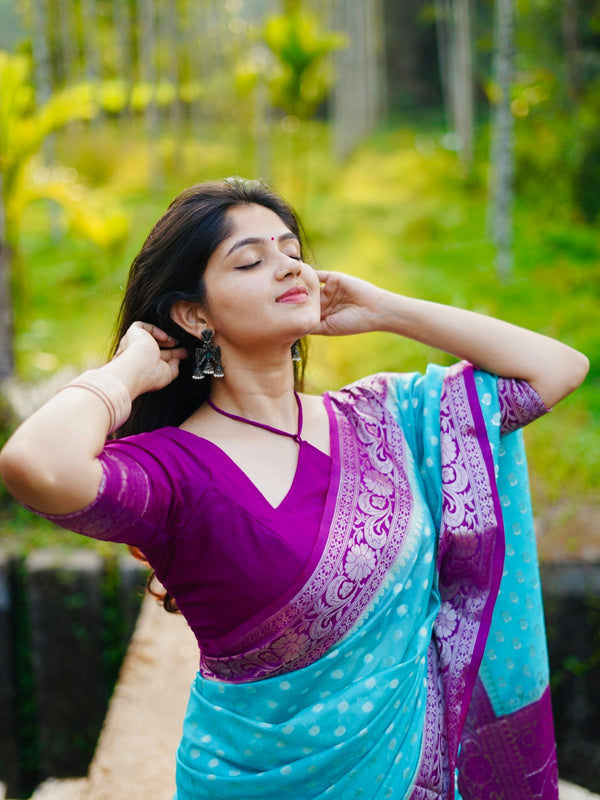 All Over Butti Semi Georgette - Thugil