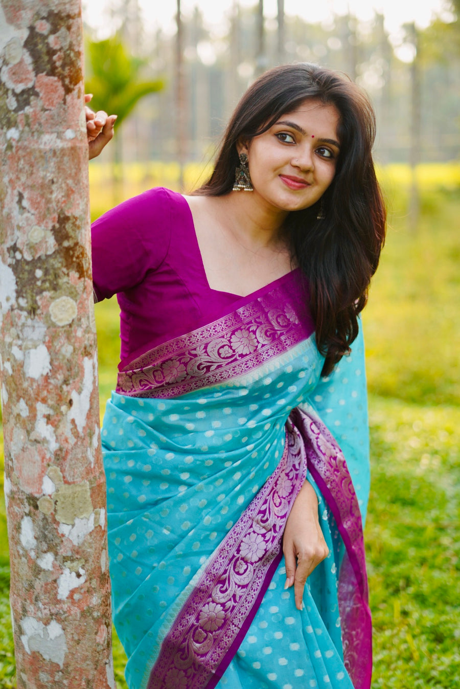 All Over Butti Semi Georgette - Thugil
