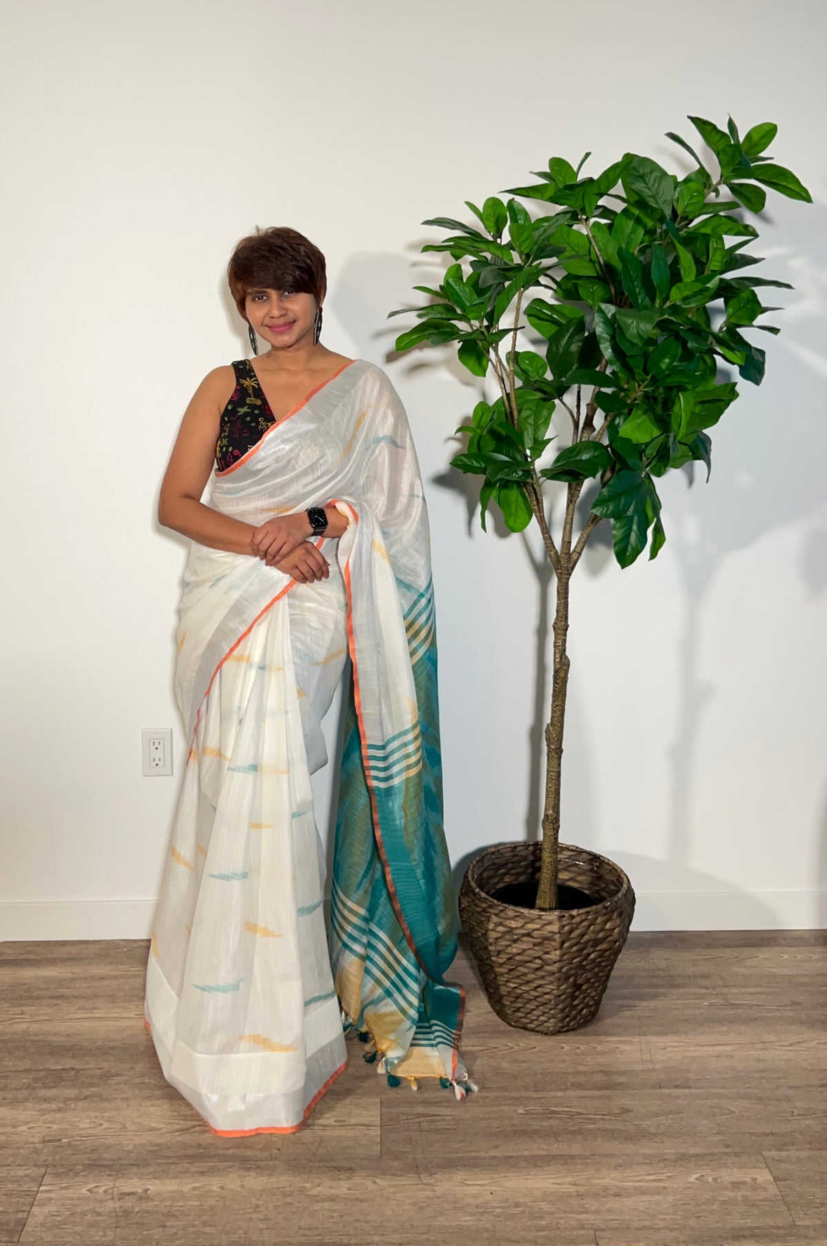 Tina's Linen Cotton Saree with Ikkat Weave - Thugil