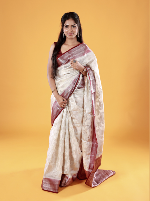 Semi Georgette Saree - Thugil