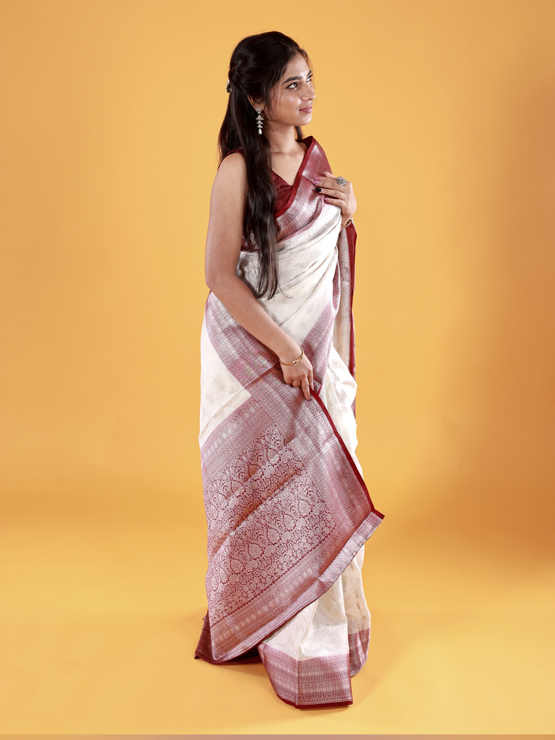Semi Georgette Saree - Thugil