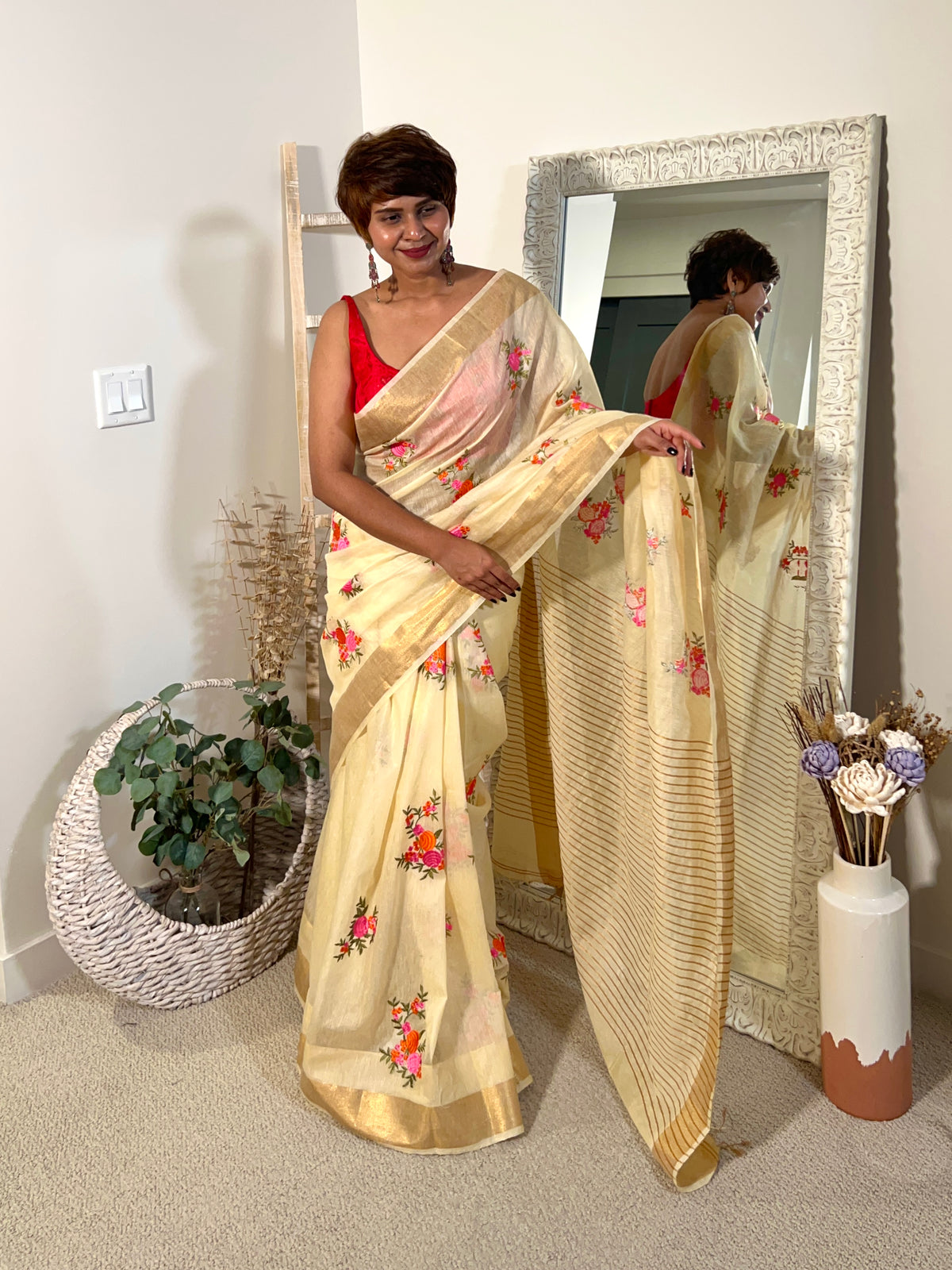 Silk Linen with Embroidery - Thugil